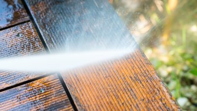 Read more about the article Pressure Washing: Types of Debris Pressure Washing Can Remove