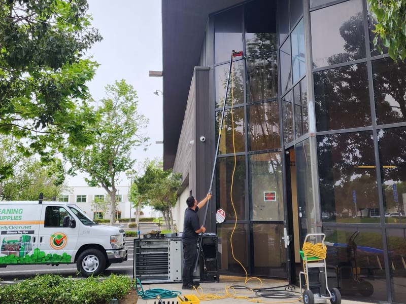 Window Cleaning Services in Thousand Oaks